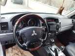 Mitsubishi Pajero-11