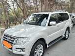 Mitsubishi Pajero-3