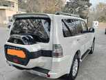Mitsubishi Pajero-7