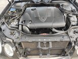 Mercedes E 220-21