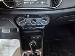Kia Soluto-5