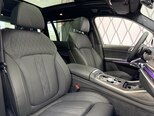 BMW X7-12