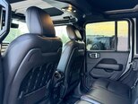Jeep Wrangler-12