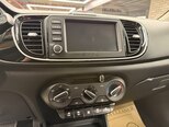 Kia Soluto-10