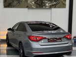 Hyundai Sonata-8
