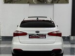 Kia Cerato-12