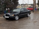 Mercedes 200 D-1