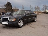 Mercedes 200 D-8