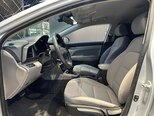 Hyundai Elantra-16