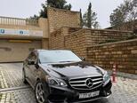 Mercedes E 250 4MATIC-3