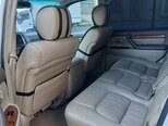 Lexus LX 470-11