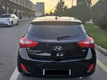 Hyundai Elantra GT-12