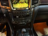 Lexus LX 570-21
