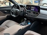 Lexus ES 300h-12