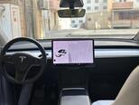 Tesla Model Y-3