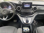 Mercedes V 220-3