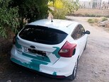 Ford Focus-7