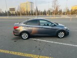 Hyundai Accent-4