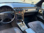 Mercedes E 320-5