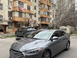 Hyundai Elantra-2