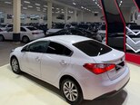 Kia Cerato-9