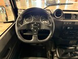 Land Rover Defender-19