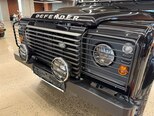 Land Rover Defender-10