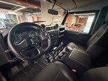 Land Rover Defender-13