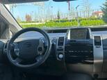Toyota Prius-5