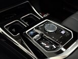 BMW i7-9