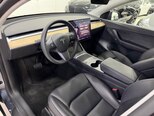 Tesla Model Y-14