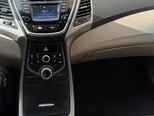 Hyundai Elantra-8