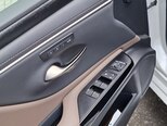 Lexus ES 300h-12