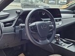 Lexus ES 300h-14