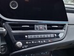 Lexus ES 300h-7