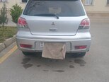 Mitsubishi Outlander-2