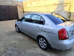 Hyundai Accent-4