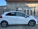 Kia Rio-4