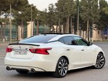 Nissan Maxima-9