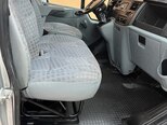 Ford Transit-13