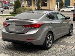 Hyundai Elantra-4