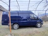 Ford Transit-6