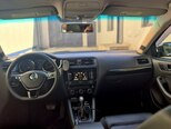 Volkswagen Jetta-6