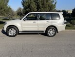 Mitsubishi Pajero-3