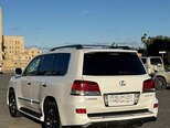 Lexus LX 570-4