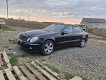 Mercedes E 240-5