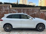 Porsche Cayenne-3