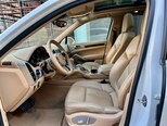 Porsche Cayenne-8