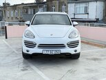 Porsche Cayenne-1