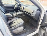 Porsche Cayenne-14
